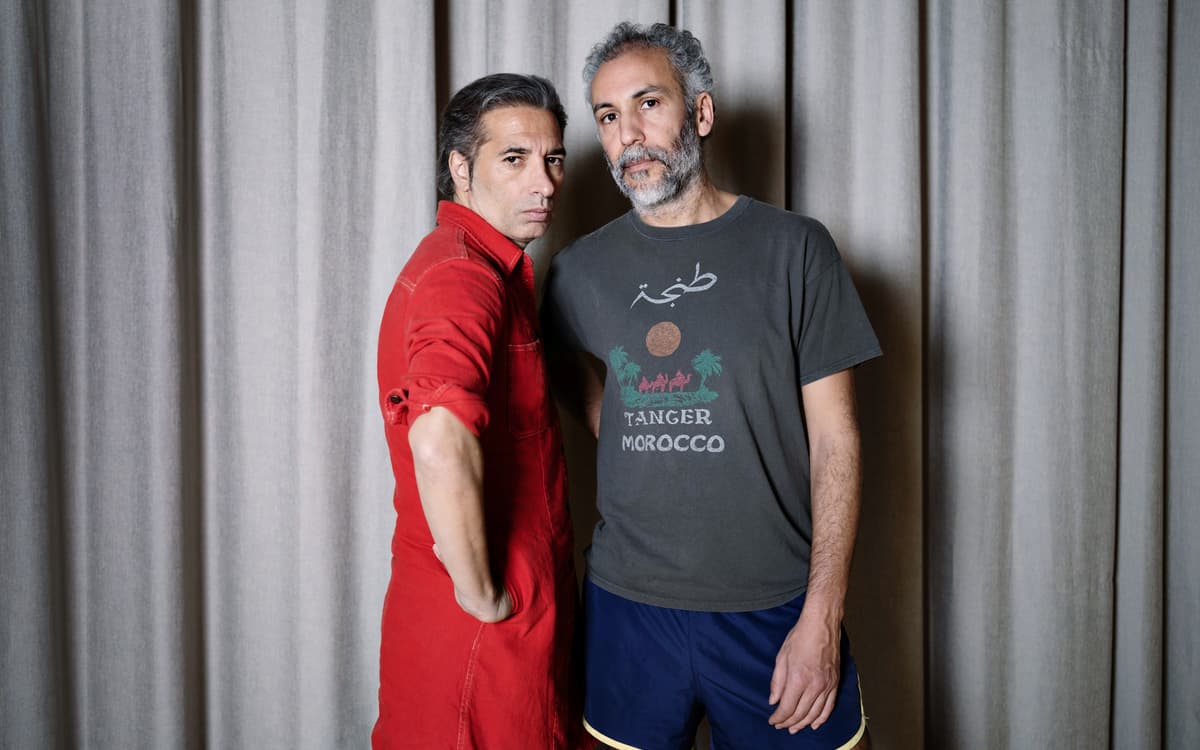 伊斯雷尔·加尔文与穆罕默德·埃尔·卡提卜：自由精神的碰撞与身体档案的探索