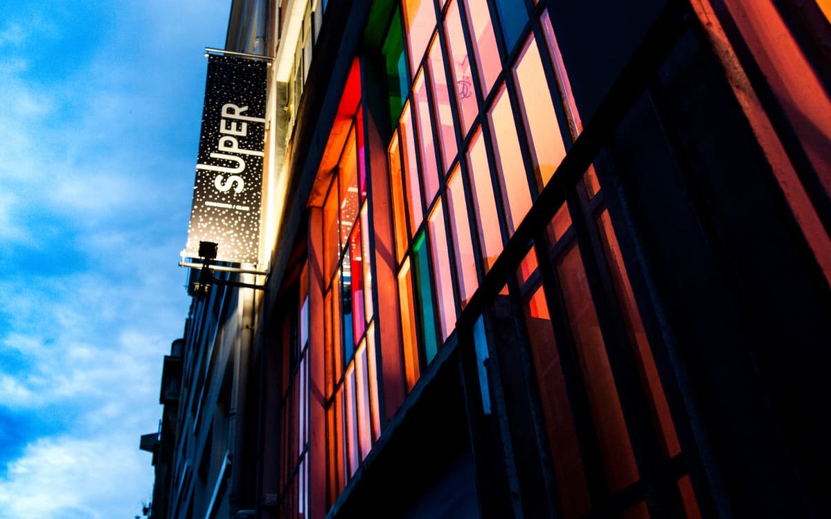 巴黎12区摇滚俱乐部 Supersonic