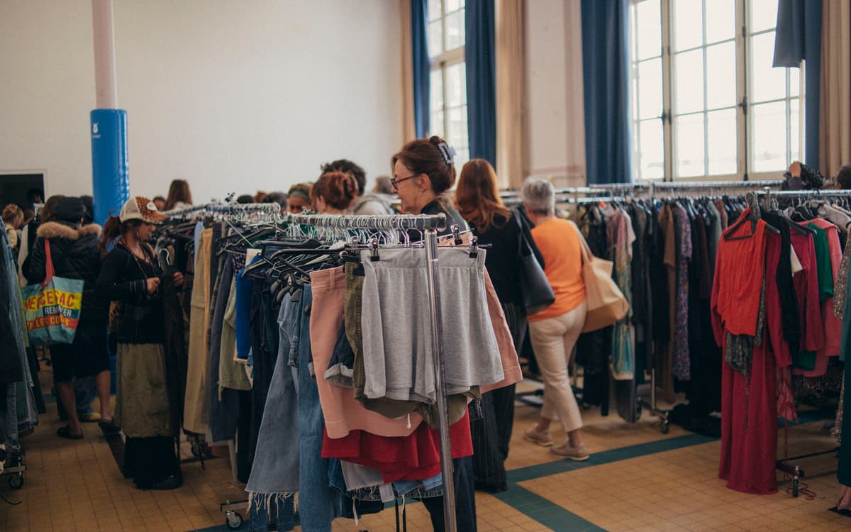 MIAA年度团结义卖：电影道具服装、时尚配饰免费放送