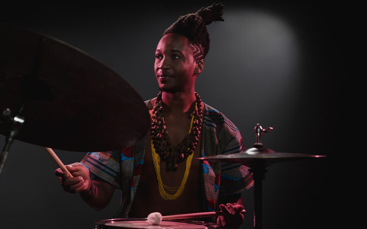 伊萨亚斯·阿尔维斯 – 非洲-加勒比新年狂欢夜