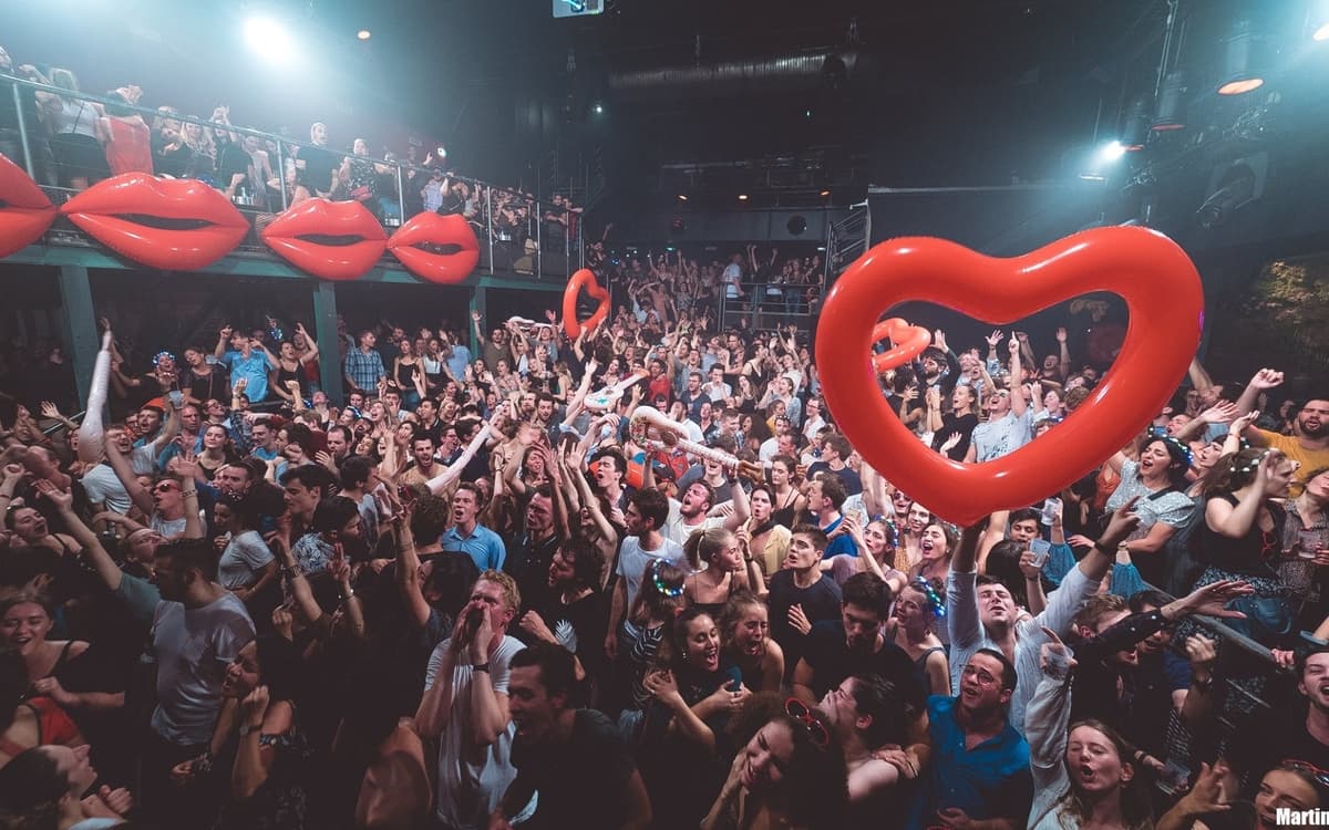 2025年12月31日红磨坊La Machine跨年派对：迎接2026