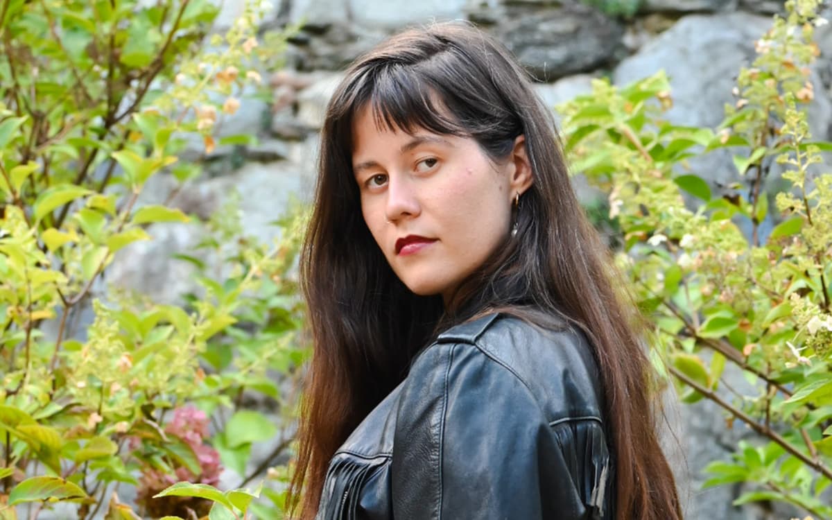 蒂芙尼·穆泽莱克致敬酷爵士传奇克里斯·康纳：“天鹅绒之声”歌舞表演——38Riv爵士俱乐部