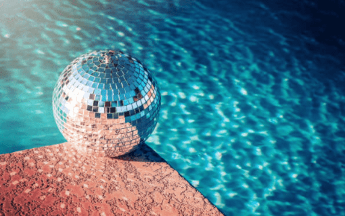 2025迪斯科跨年夜：复古律动与传奇DJ之夜