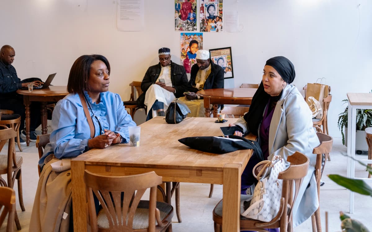 邻里社交与交流会