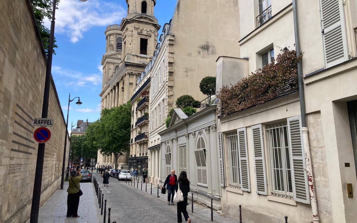 巴黎三剑客：重访文学与历史足迹