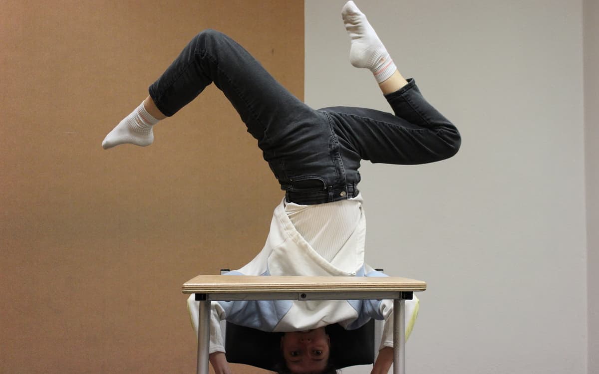 Léna Djaïz的《明天》表演