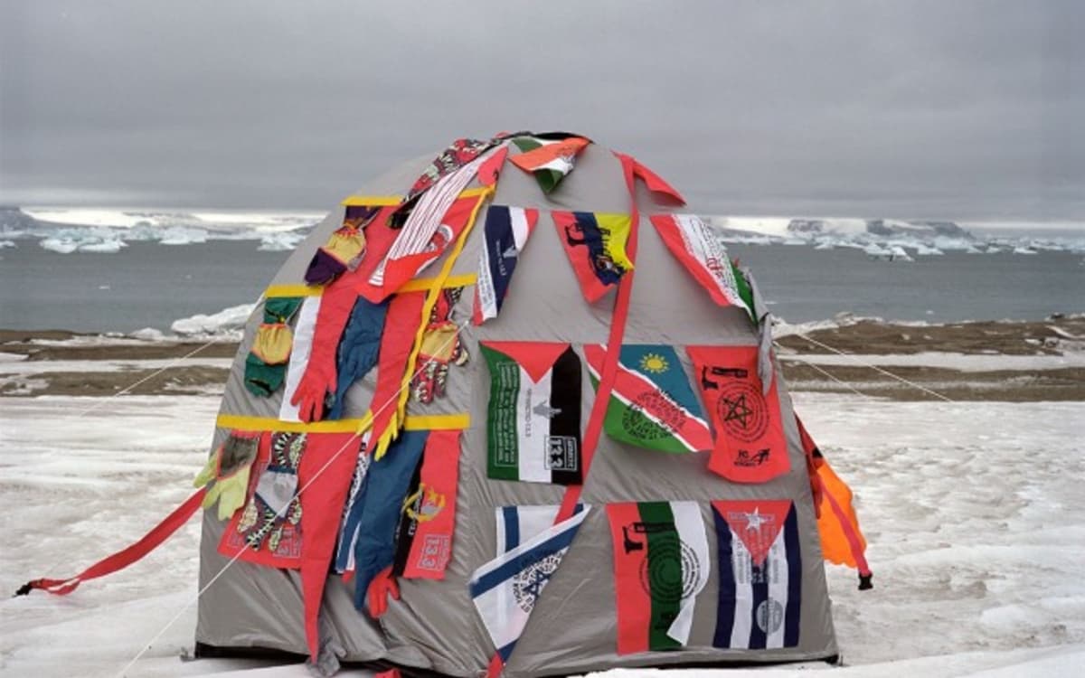 露西+豪尔赫·奥尔塔，《无边界南极村》，2007-2021年。