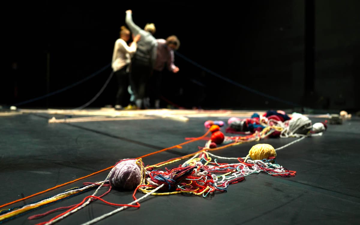 伊万娜·穆勒：《海市蜃楼与温柔》