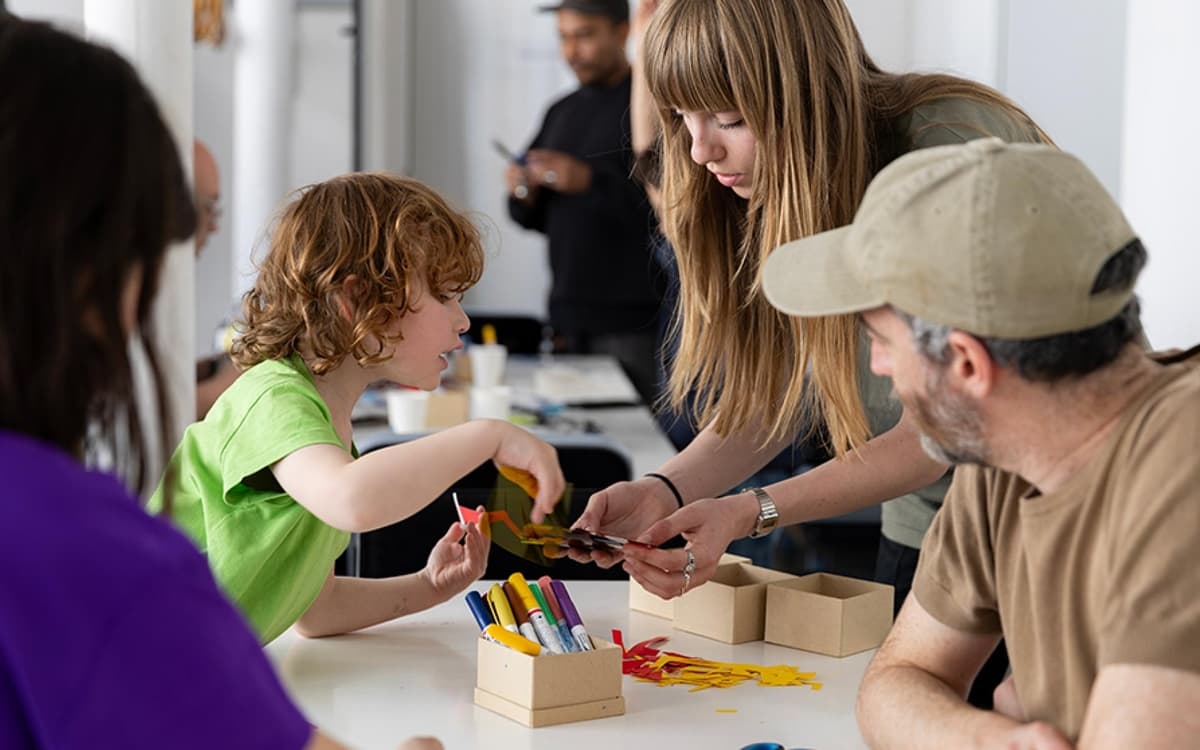 拖鞋、叶子与剪刀工作坊
