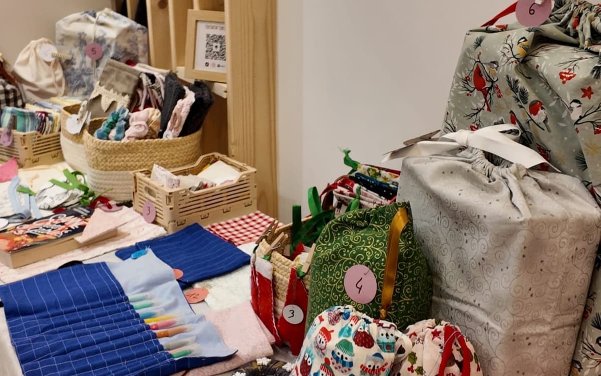 冬日限定：圣诞手工艺市集与创意体验