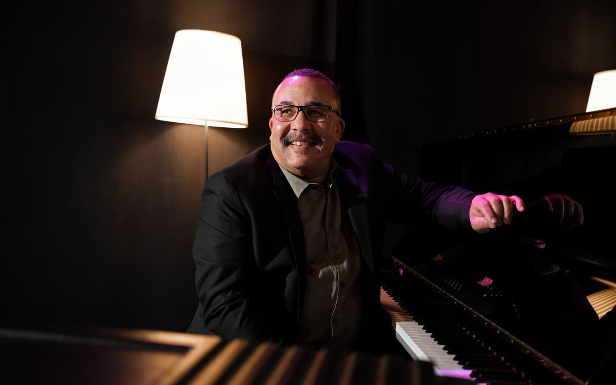 蒂埃里·瓦通与盖唐·拉鲁 – 《Souf Epi Dlo》（水的呼吸）