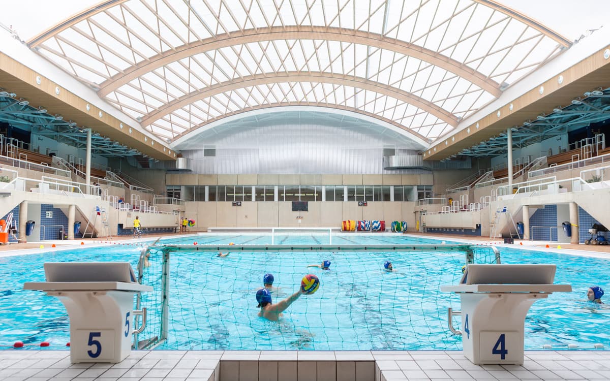 乔治-瓦勒雷游泳池水球比赛