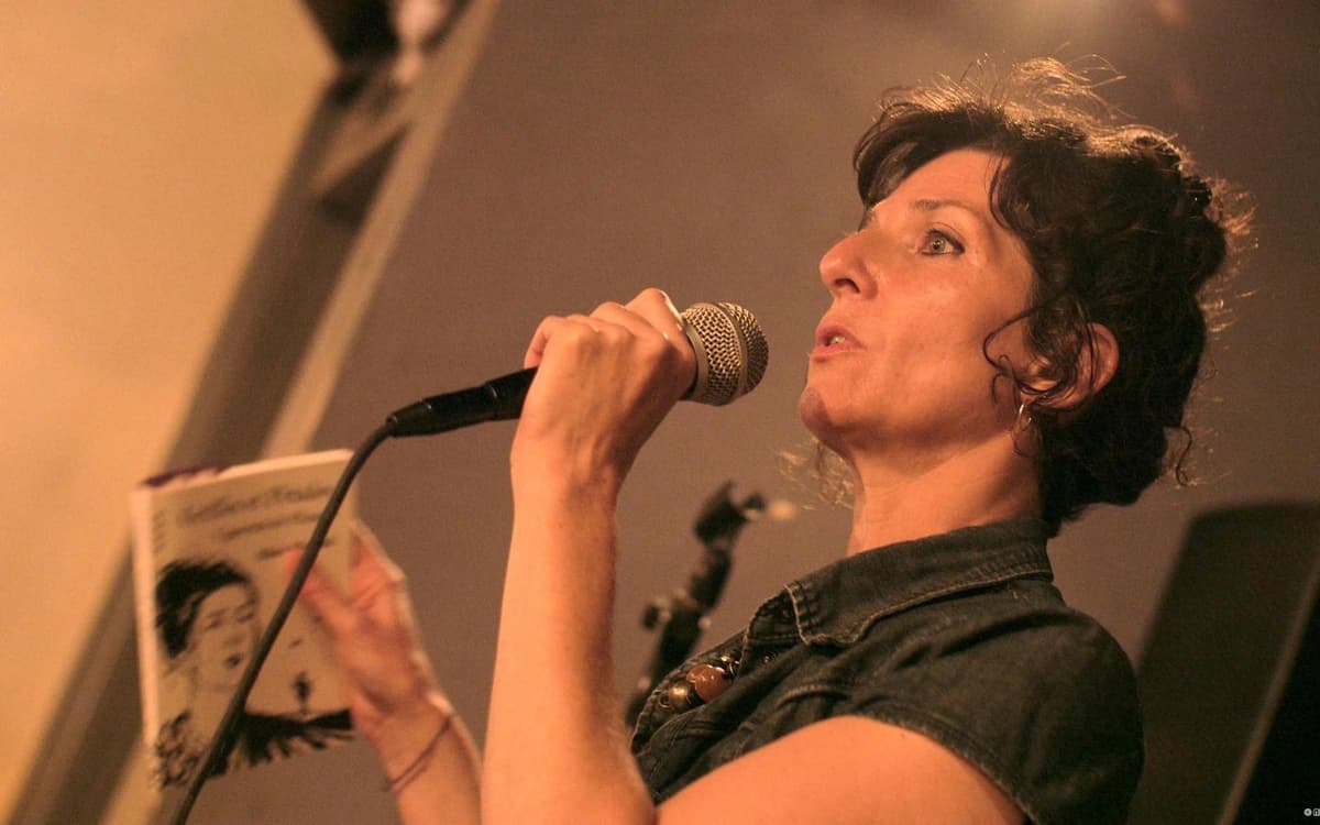 Maïa MedAli 青少年Slam诗歌工作坊