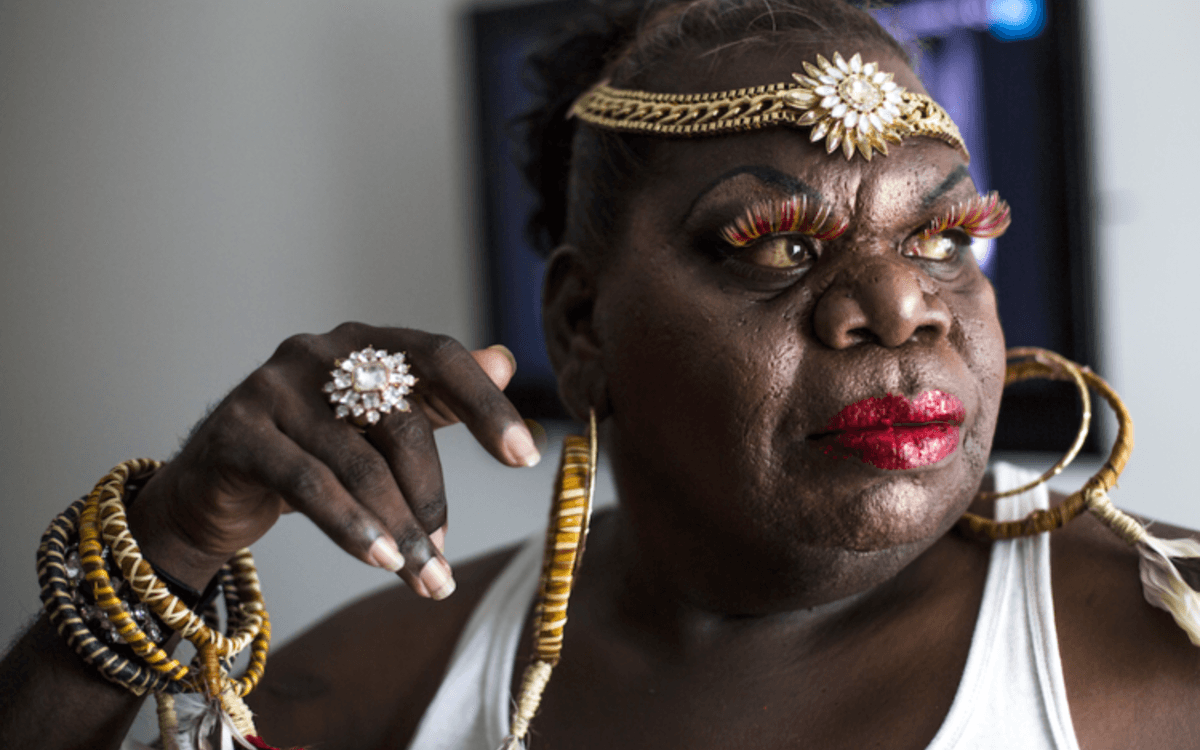 克里斯塔尔·洛夫 - 《黑人天后》,导演:阿德里安·拉塞尔·威尔斯